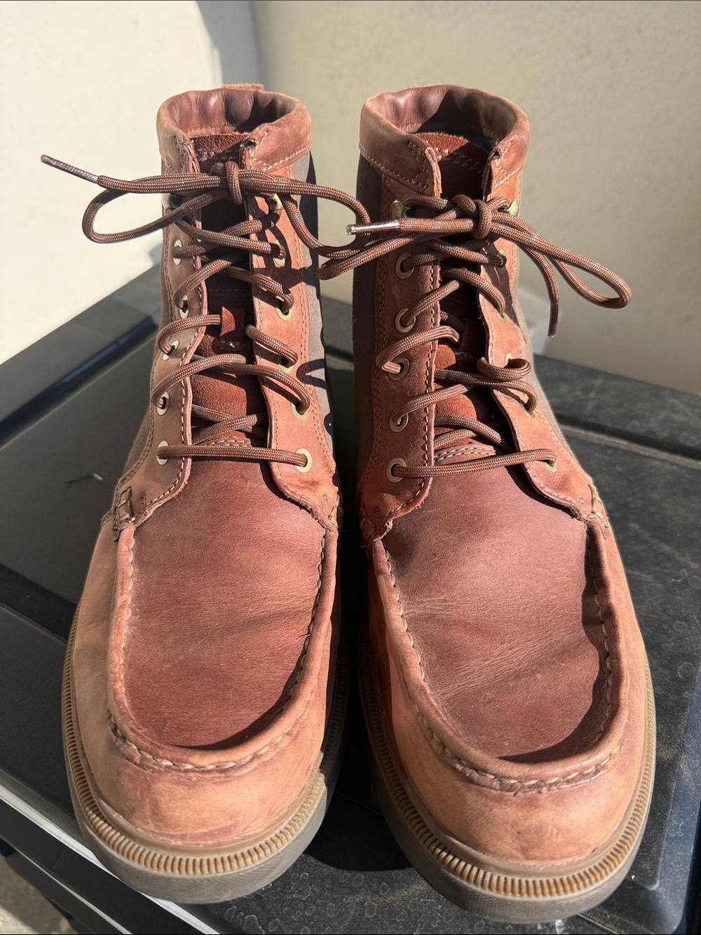 Men's Brown Clarks Leather Lace-Up Moc Toe Boots